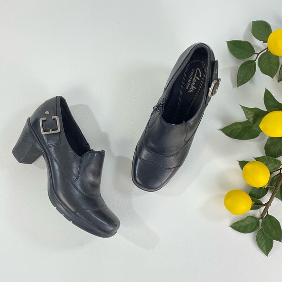 NWT Clarks Bendables 6 Black Leather Bootie Shootie Slip-on Ankle Boot Loafer - Picture 1 of 10